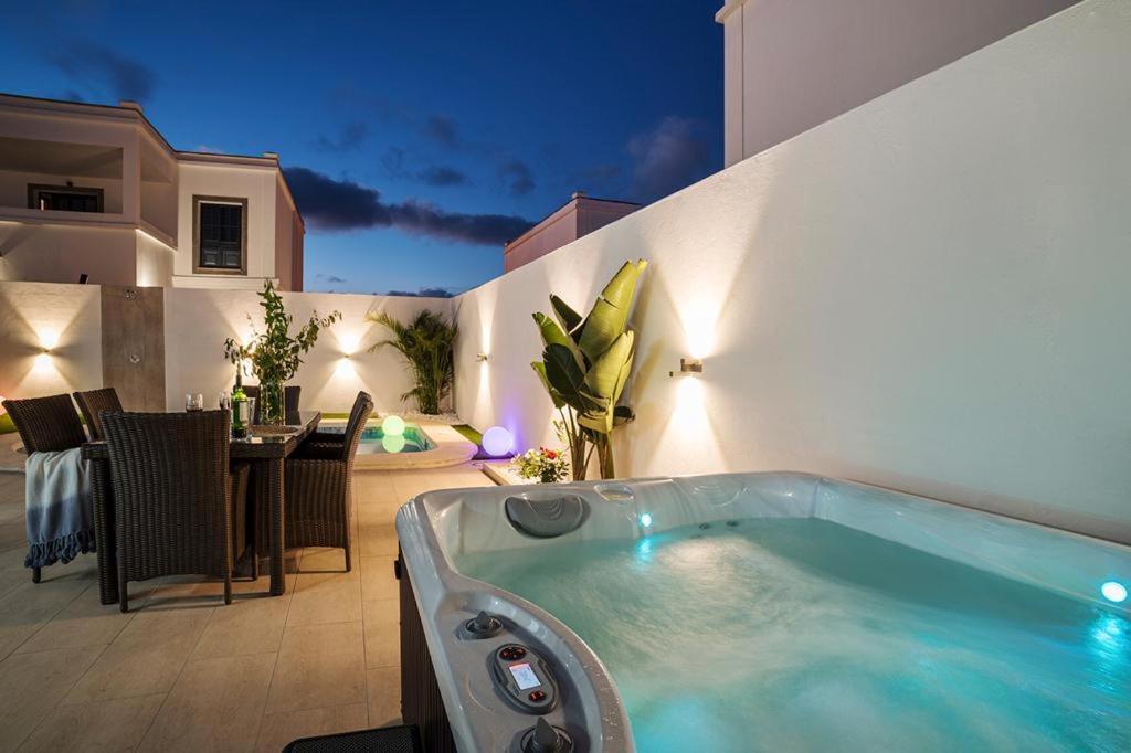 Villa palmera jacuzzi Yaiza  Exterior foto